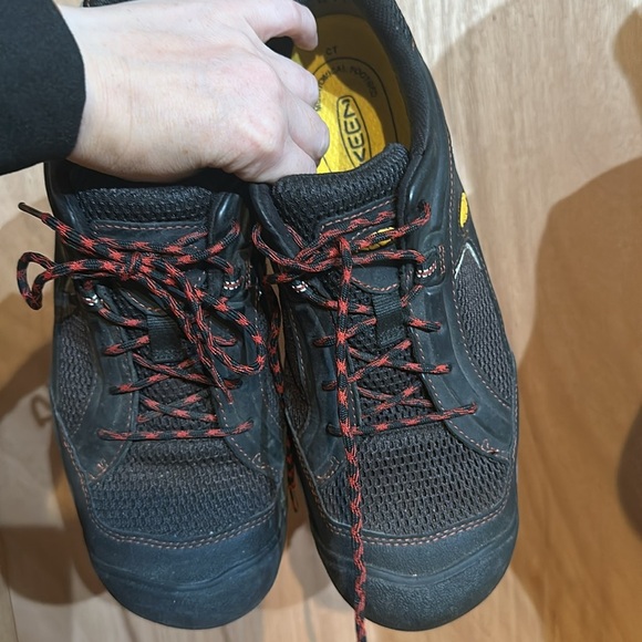 Keen Steel Toe Black Leather Work Shoes ASTM F2413-11 - Picture 5 of 7